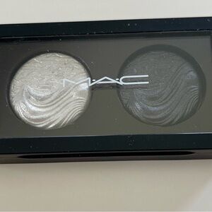 MAC Extra Dimension Eye Shadow x 2
Treasure Me/Tall, Dark and Handsome